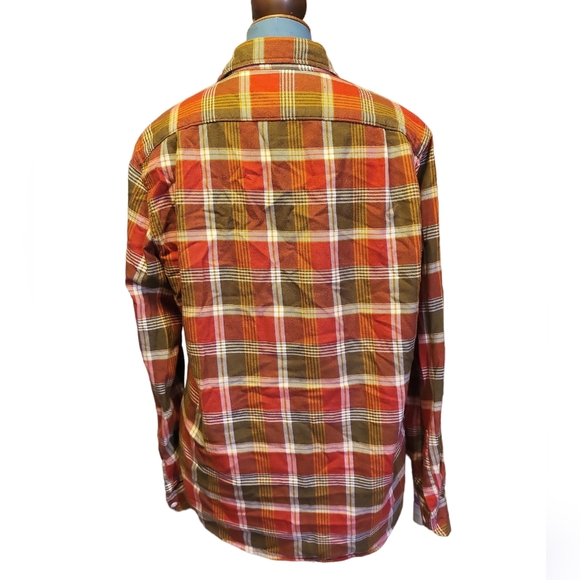 Wallace and Barnes Medium weight flannel in Mens size Medium M - Picture 2 of 4